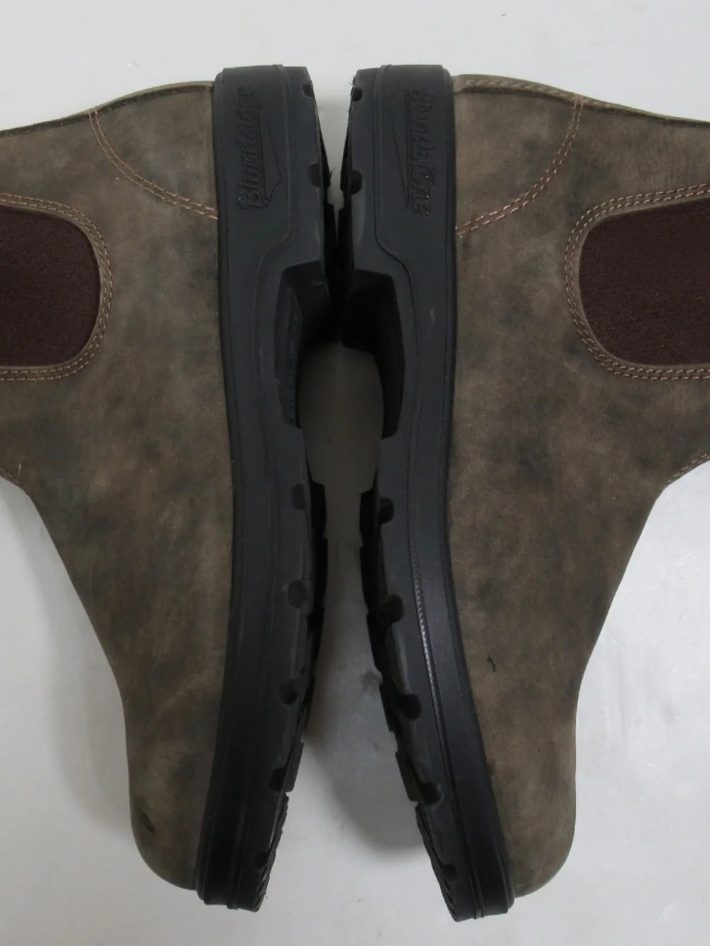 Blundstone Unisex #585 Classics Chelsea Boots Rustic Brown 7.5 US M / 9.5 US W